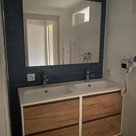 T2 Cozy A 1km De Saint Charles Apartament *